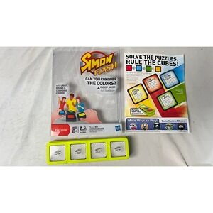 Hasbro Simon Flash Electronic Memory Game 4 Light Up Cubes & Case 2011 4 Games‎